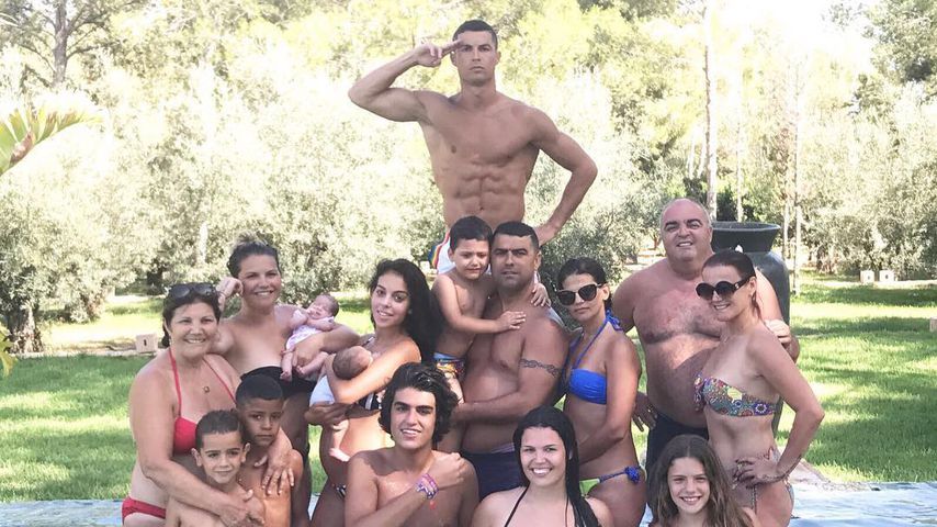 Cristiano Ronaldo mit seiner Familie, Juli 2017