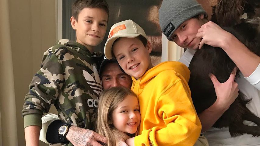 David Beckham mit seinen Kindern Romeo, Harper, Cruz und Brooklyn