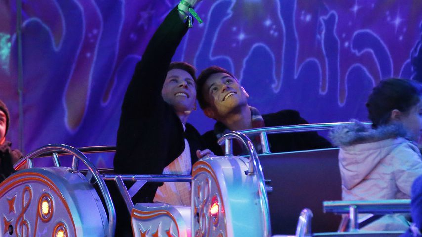 Dustin Lance Black und Tom Daley im Winter Wonderland in London