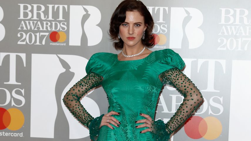 Model Eliza Cummings bei den BRIT Awards 2017