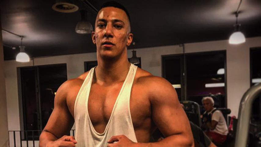 Farid Bang im Fitnessstudio