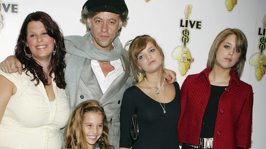 Fifi Geldof mit ihrem Vater Bob Geldof und ihren Schwestern Tiger, Pixie und Peaches im Jahr 2005