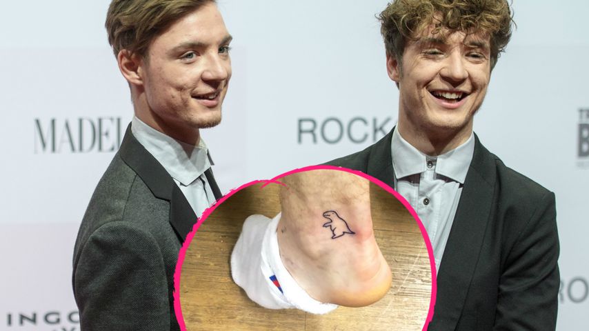 Die Lochis lassen sich auf Tour ein Spontan-Tattoo stechen!