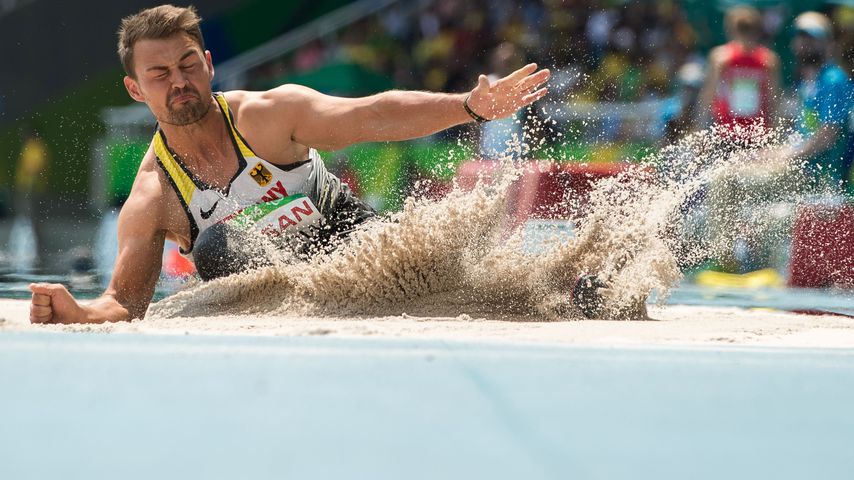 Heinrich Popow beim Weitsprung