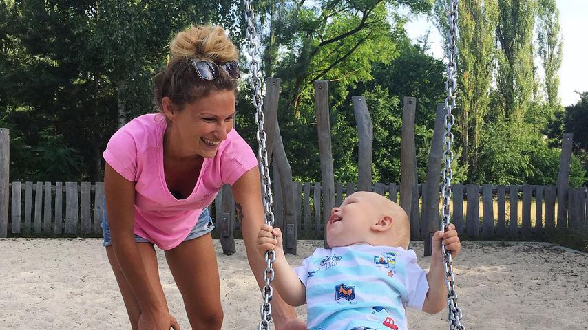 Wegen Umgang mit Baby beleidigt: Janni Hönscheid ist sauer!