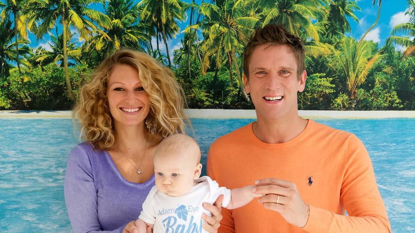 Janni Hönscheid und Peer Kusmagk mit ihrem Sohn Emil-Ocean