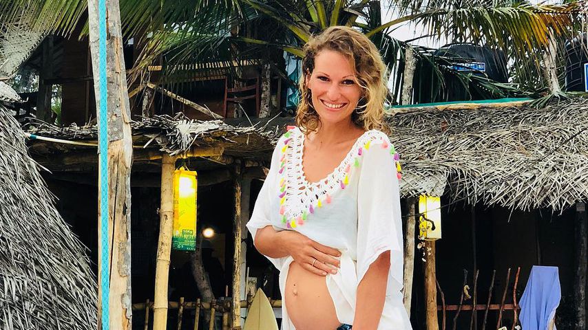 XXL-Babybauch: Janni Kusmagk schürt Zwillings-Gerüchte