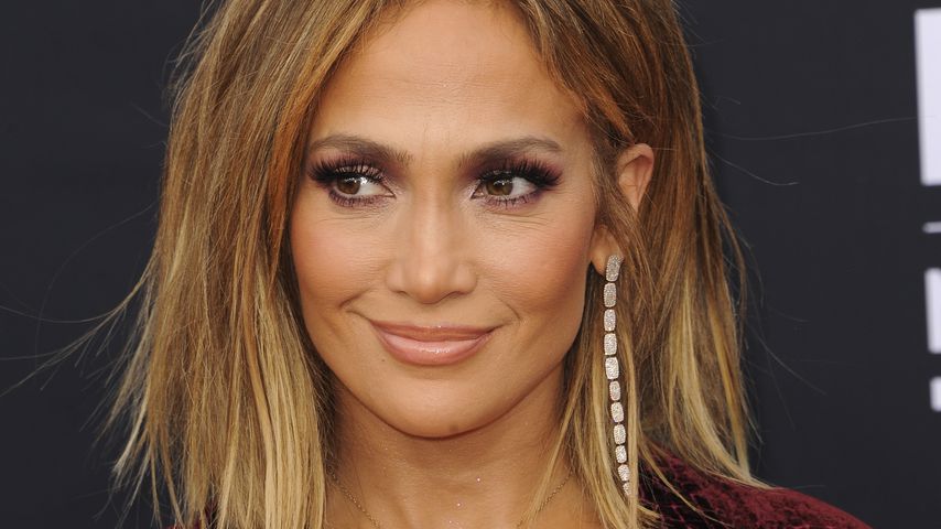Mit fast 50 Jahren: Wie bleibt J.Lo nur so knackig & jung?