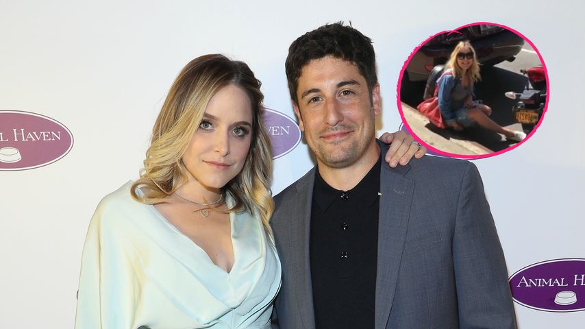 Babybauch & Blasendruck: Jenny Mollen pinkelt auf die Straße