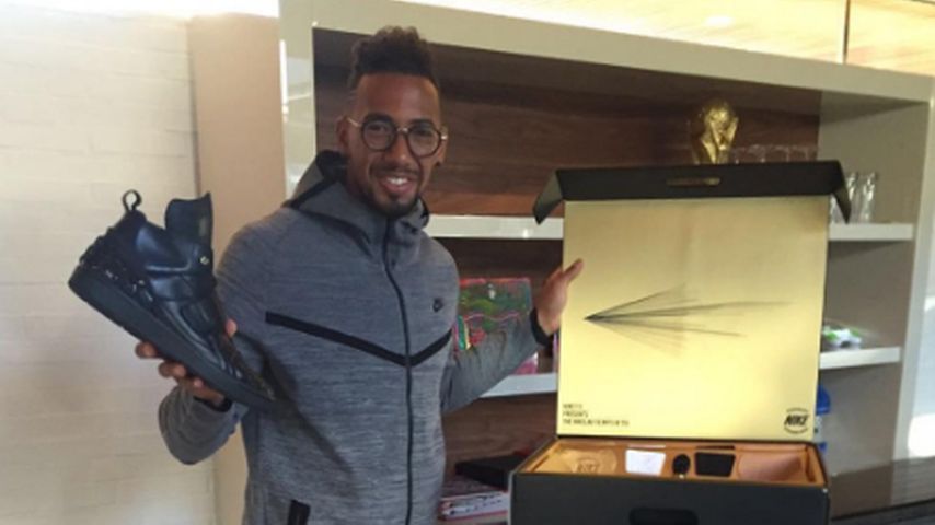 Jerome Boateng mit seinen Sneakern