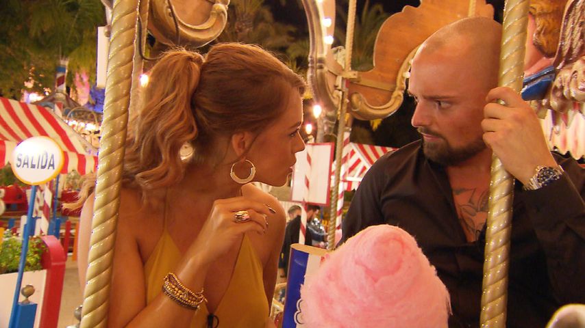 Jessica Paszka mit Kandidat Niklas im Halbfinale von "Die Bachelorette"