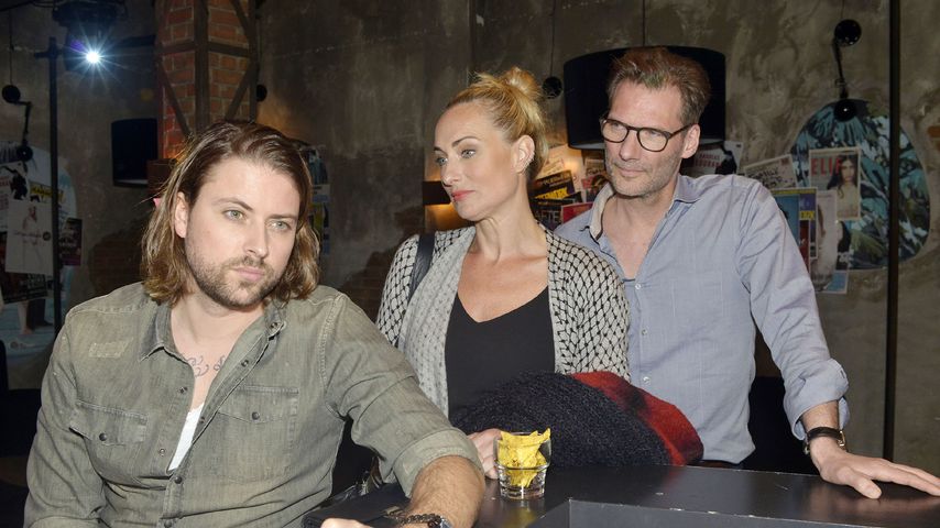 John (Felix von Jascheroff), Maren (Eva Mona Rodekirchen), Alexander (Clemens Löhr)