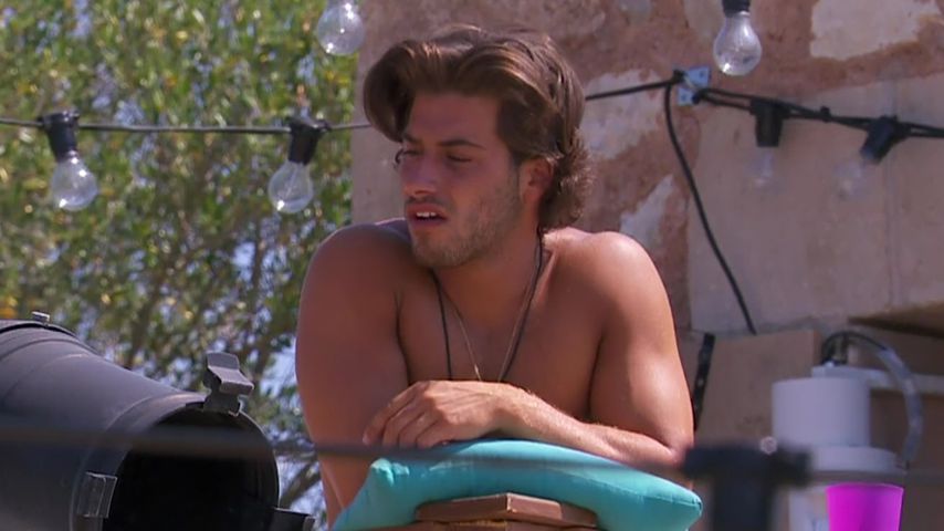 Kem Cetinay, "Love Island"-Kandidat