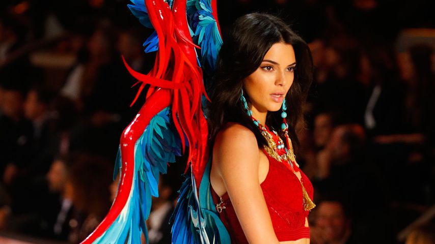 Kendall Jenner bei der Victoria's Secret Fashion Show 2016