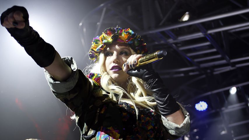 Kesha bei einer "iHeartRadio"-Party in Las Vegas