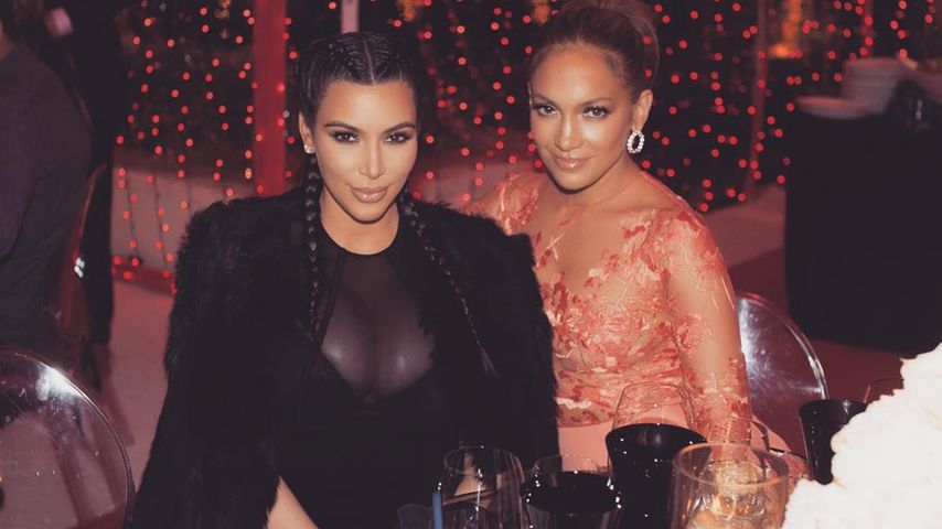 Kim Kardashian und Jennifer Lopez im Dezember 2015