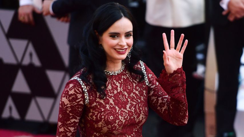 Babybauch-Debüt: Krysten Ritter schwanger bei den Oscars! | Promiflash.de