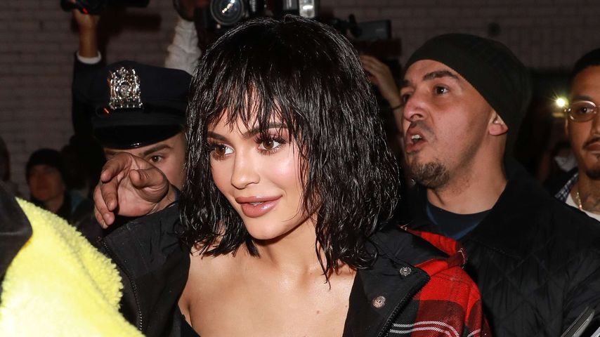 Ausnahmezustand: Kylie Jenner crasht einen Abschlussball!