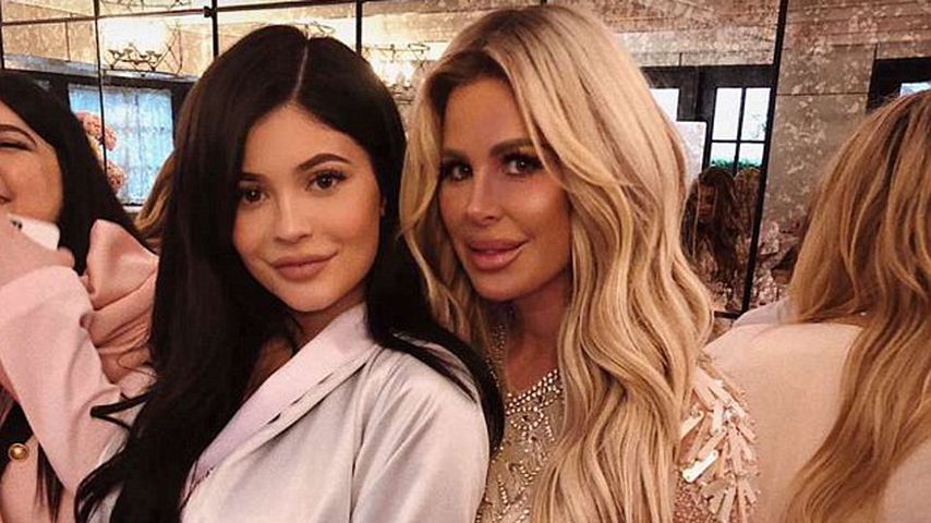 Kylie Jenner und Kim Zolciak-Biermann auf Khloe Kardashians Baby-Party