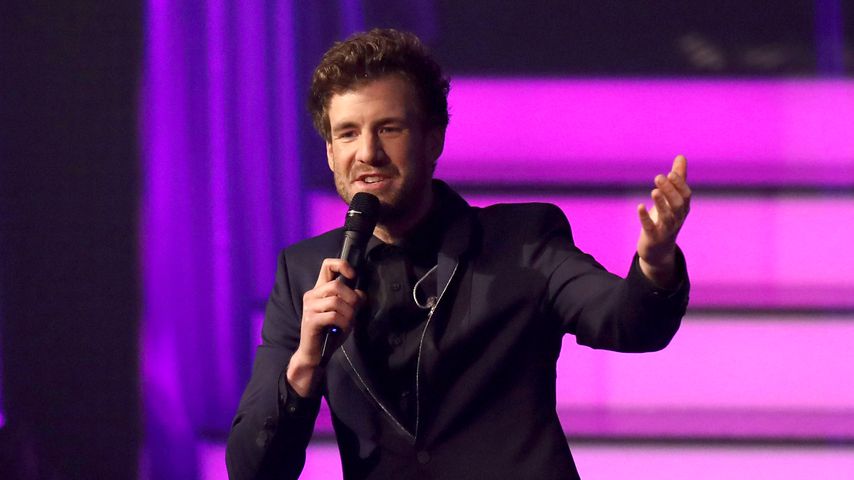 Bissiger Humor: Luke Mockridge bei 1Live Krone in Diss-Laune