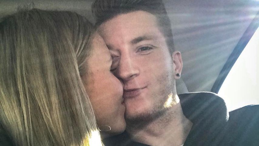 Der 1. Kuss für alle – Marco Reus knutscht seine Scarlett!