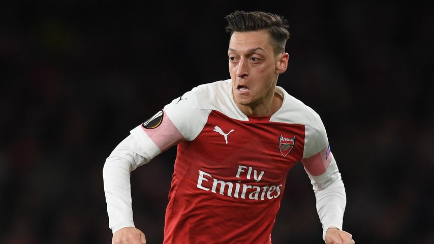 Endlich Mann Und Frau Mesut Ozil Amine Haben Geheiratet Promiflash De 