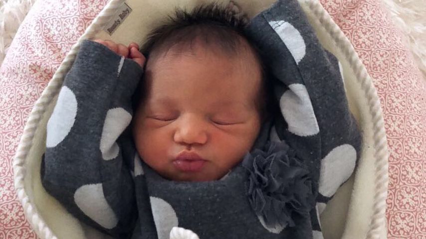 Mia Rose, das Baby von Sarah und Dominic Harrison