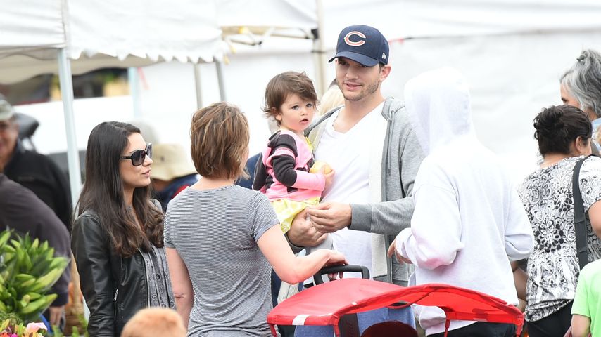 Mila Kunis und Ashton Kutcher mit Tochter Wyatt in L.A.