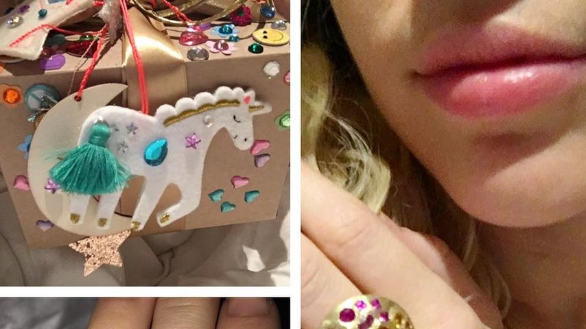 Miley Cyrus mit Geschenk von Liam Hemsworth