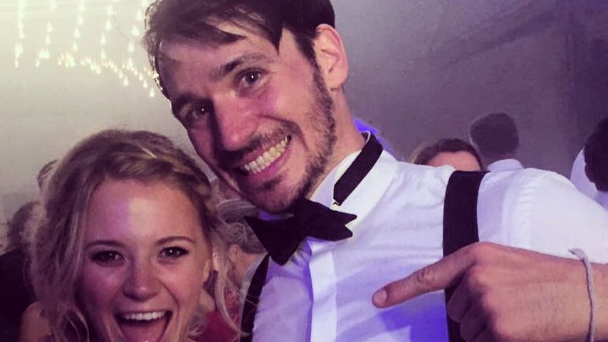 Miriam Gössner und Felix Neureuther mit Brautstrauß