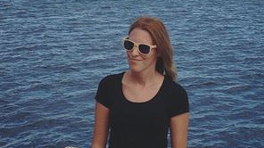 Nadine Hildegard am Meer