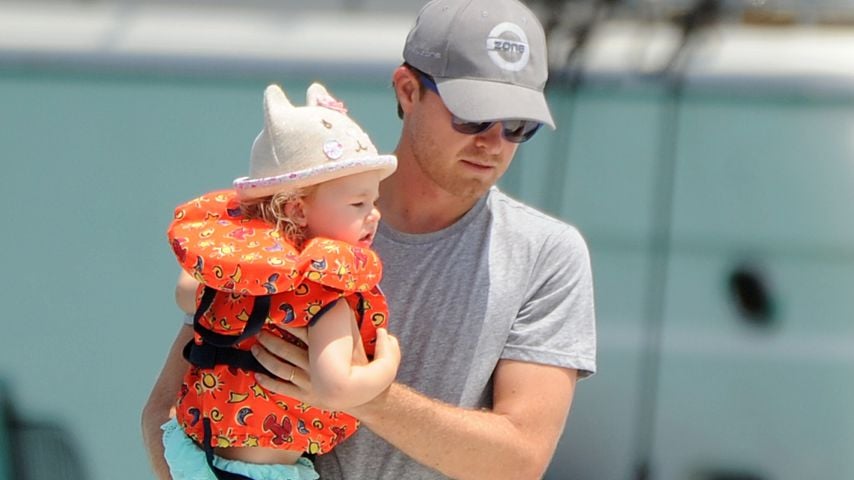 Nico Rosberg mit seiner Tochter Alaïa in Spanien