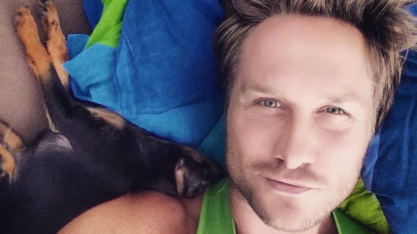 Nico Schwanz mit Hund Batman