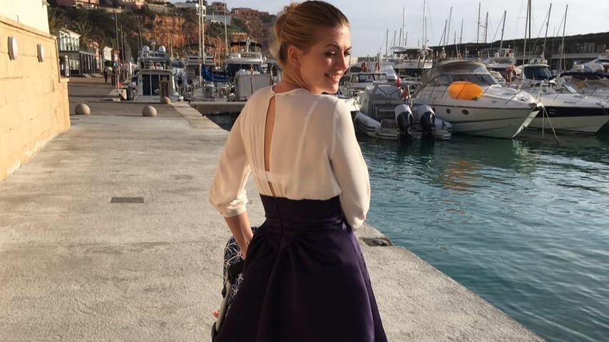Nina Bott im Urlaub