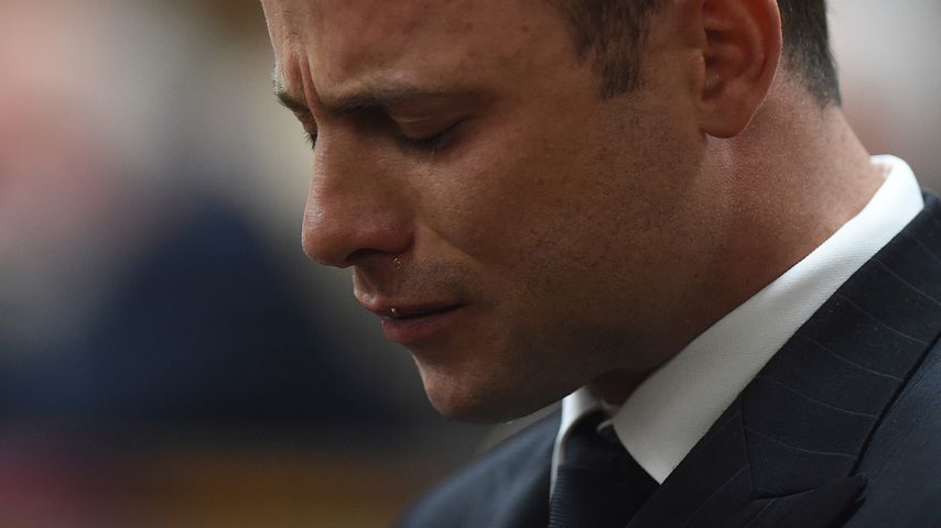 Oscar Pistorius bricht vor Gericht zusammen
