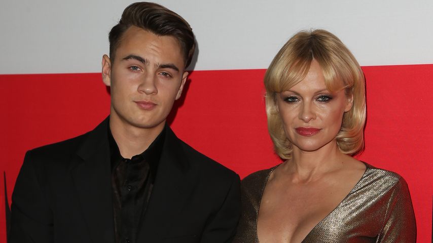 Pamela Anderson und Brandon Thomas Lee