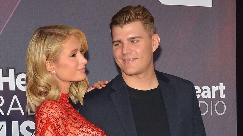 Paris Hilton mit ihrem Liebsten Chris Zylka bei den iHeartRadio Music Awards 2018