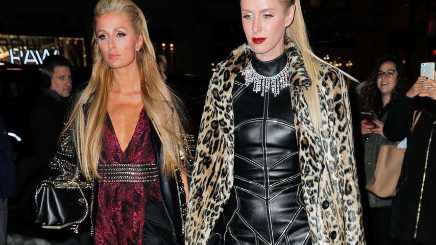 Paris und Nicky Hilton 2017 vor der Philipp Plein Fashion Show auf der New York Fashion Week