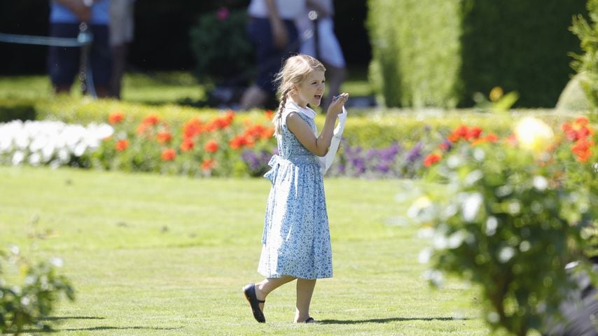 Prinzessin Estelle beim 40. Geburtstag ihrer Mutter