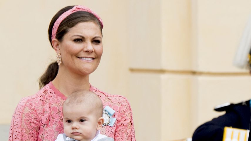 Prinzessin Victoria von Schweden mit Prinz Oscar und Prinzessin Estelle
