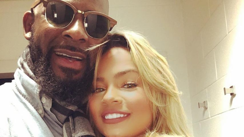 R. Kelly und Halle Calhoun bei ihrem Kennenlernen