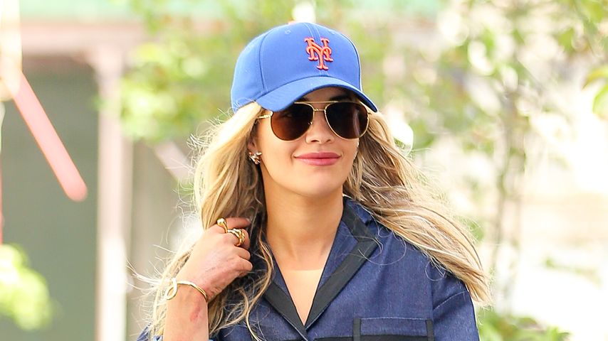 Rita Ora ziemlich freizügig in New York City