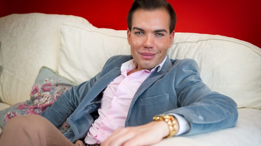 Rodrigo Alves in England