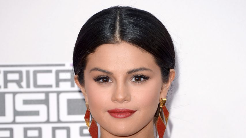 Sängerin Selena Gomez auf dem roten Teppich