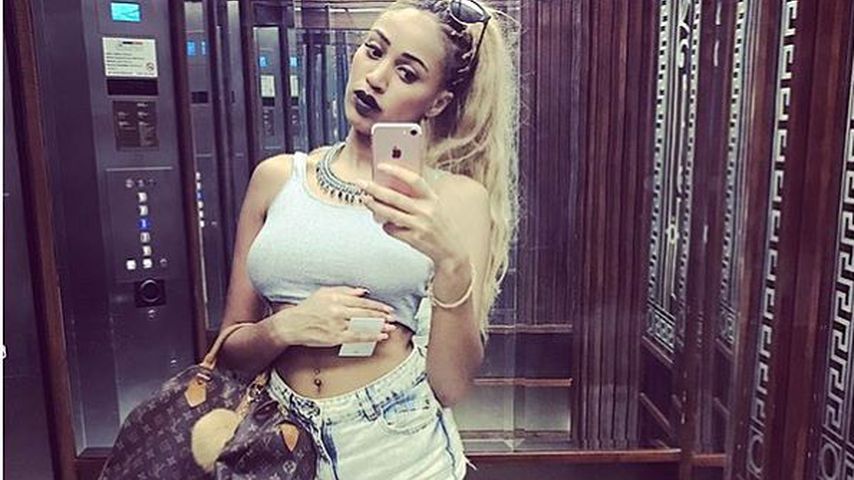 Sarah Joelle Jahnel in Australien