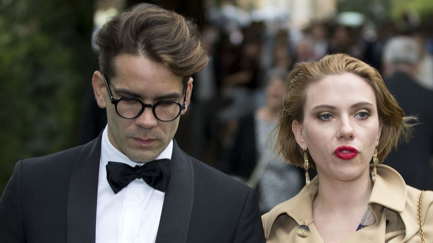 Scarlett Johansson und Romain Dauriac