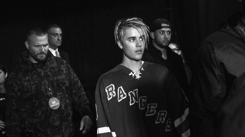 Justin Bieber backstage bei einer Preisverleihung