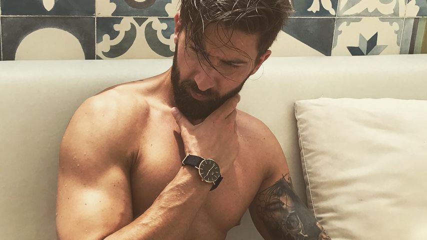 Fitnesstrainer-Masche: Schleppt Sebi Fobe hier die Girls ab?