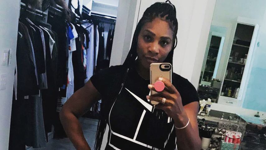 Serena Williams mit Handy
