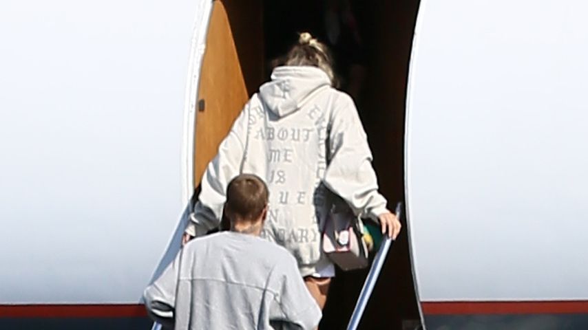 Sofia Richie und Justin Bieber am Flughafen in L.A.